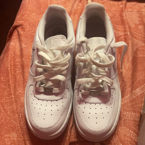 Nike Air Force Obed size 5.5Y - Picture 2 of 4